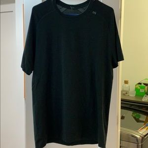 Men’s Lululemon stretch your head T-shirt